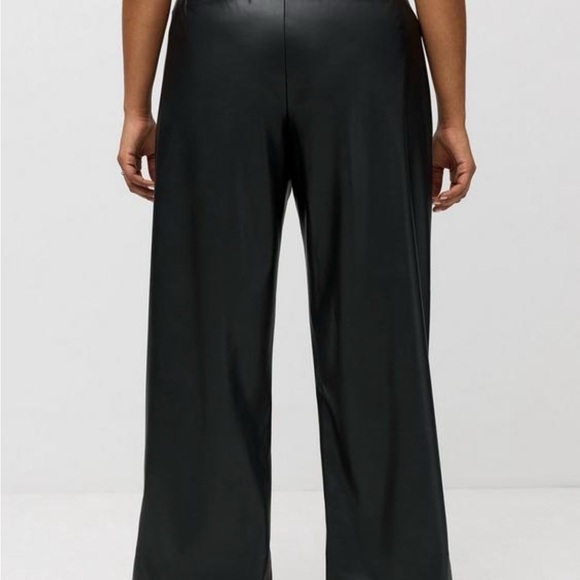 Torrid High Rise Straight/Wide Leg Faux Leather Pants - Picture 3 of 4